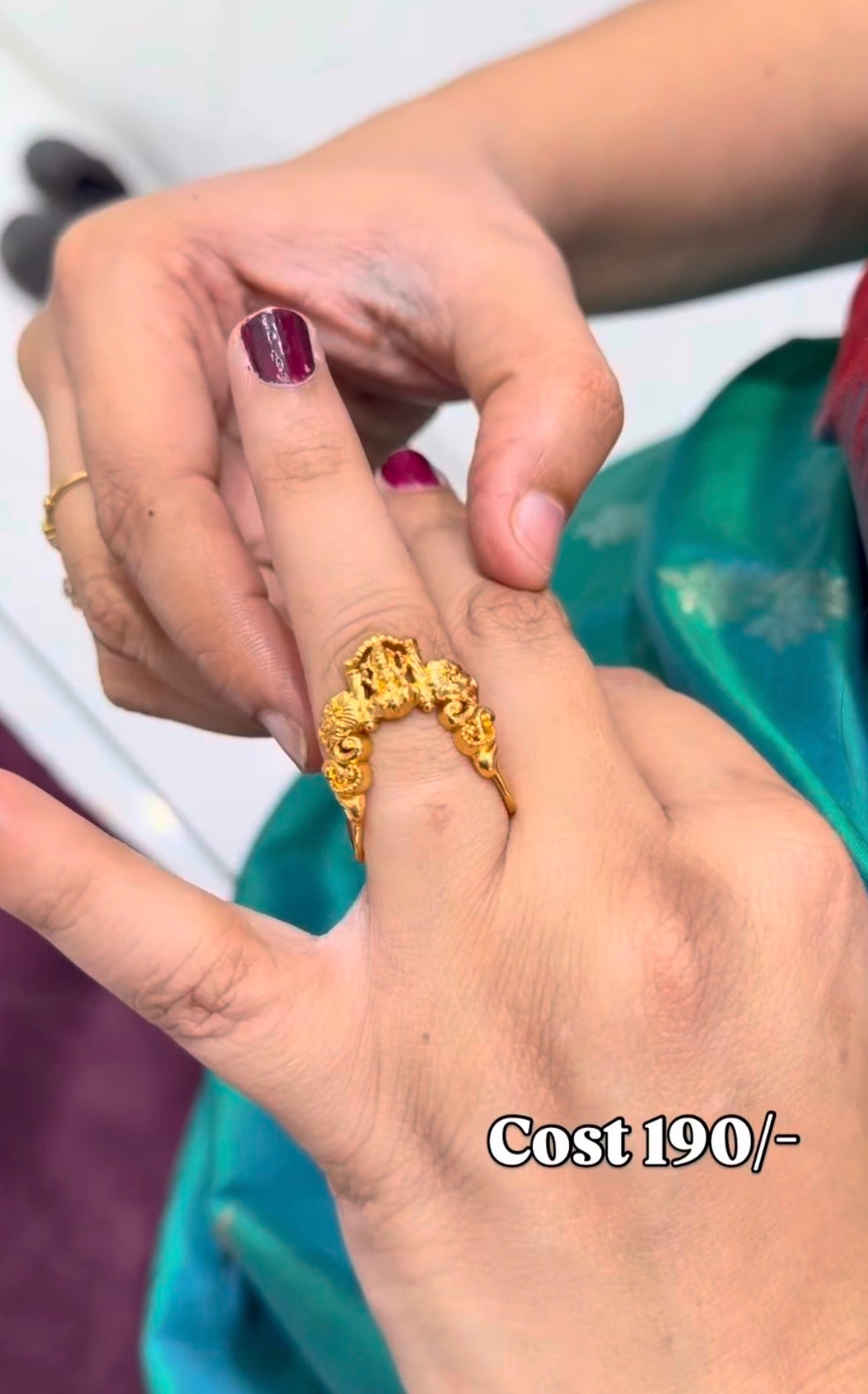 Beautiful vanki hand ring