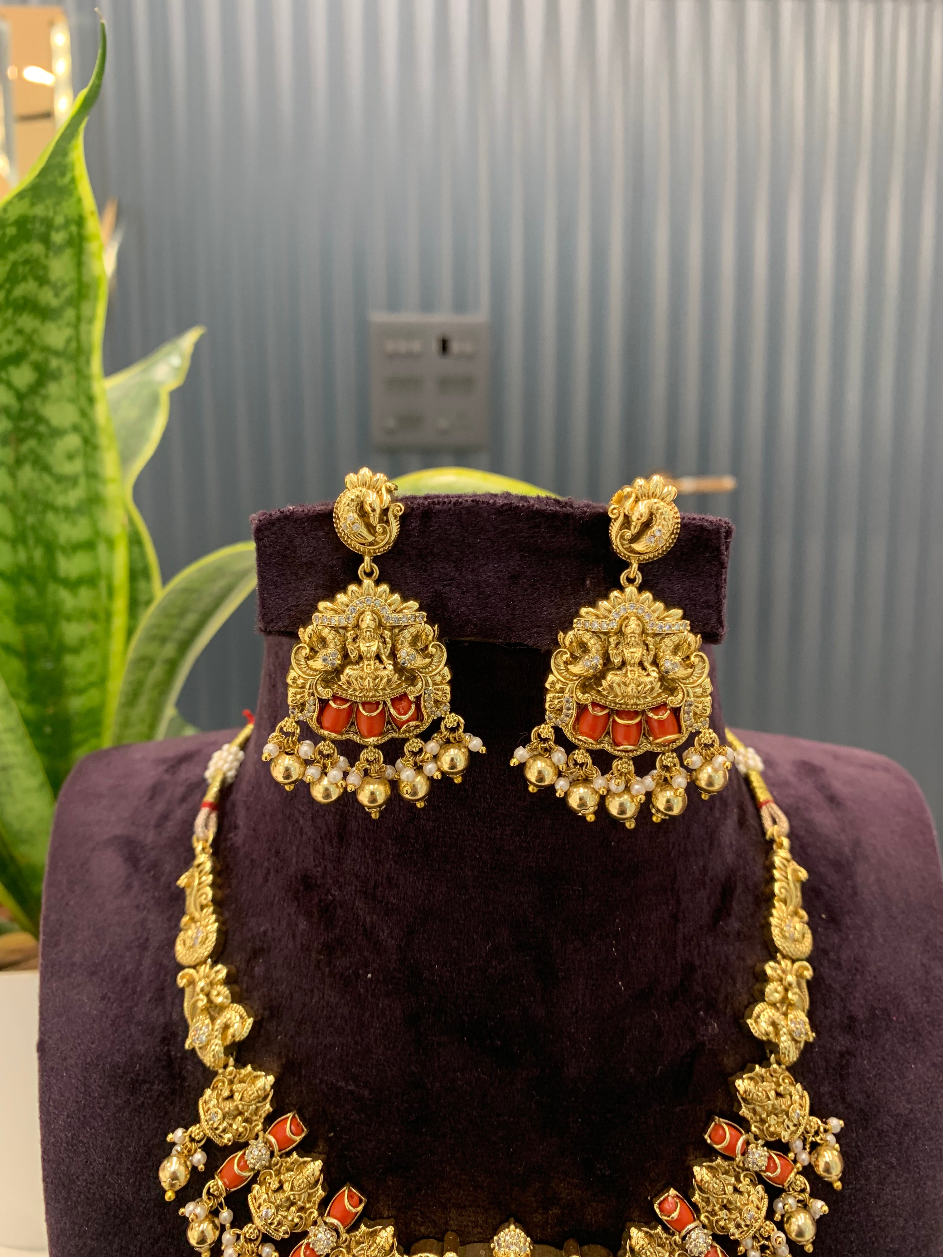 Beautiful Coral Nakshi 3D Necklace