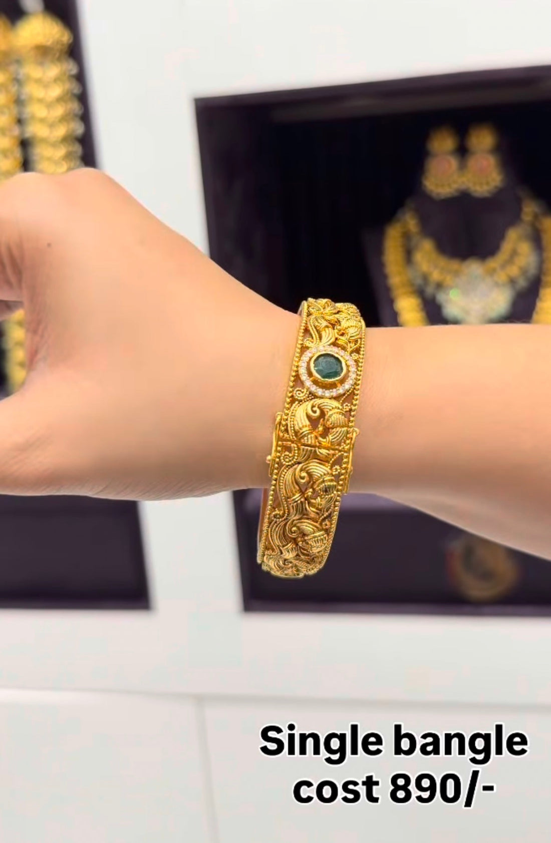 Beautiful Single Openable Bangle