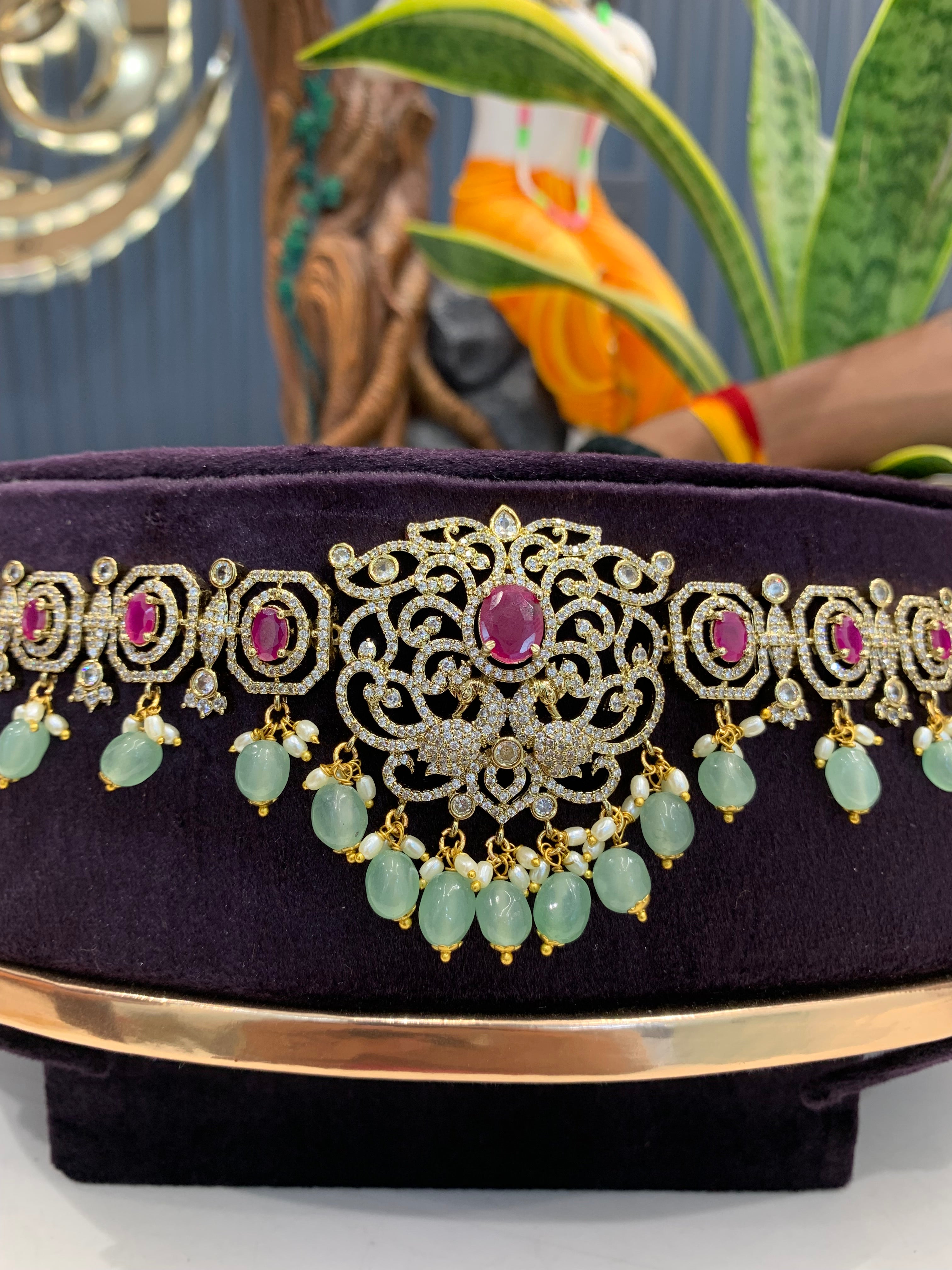 Beautiful mehandhi Victoria polish chain vaddanam