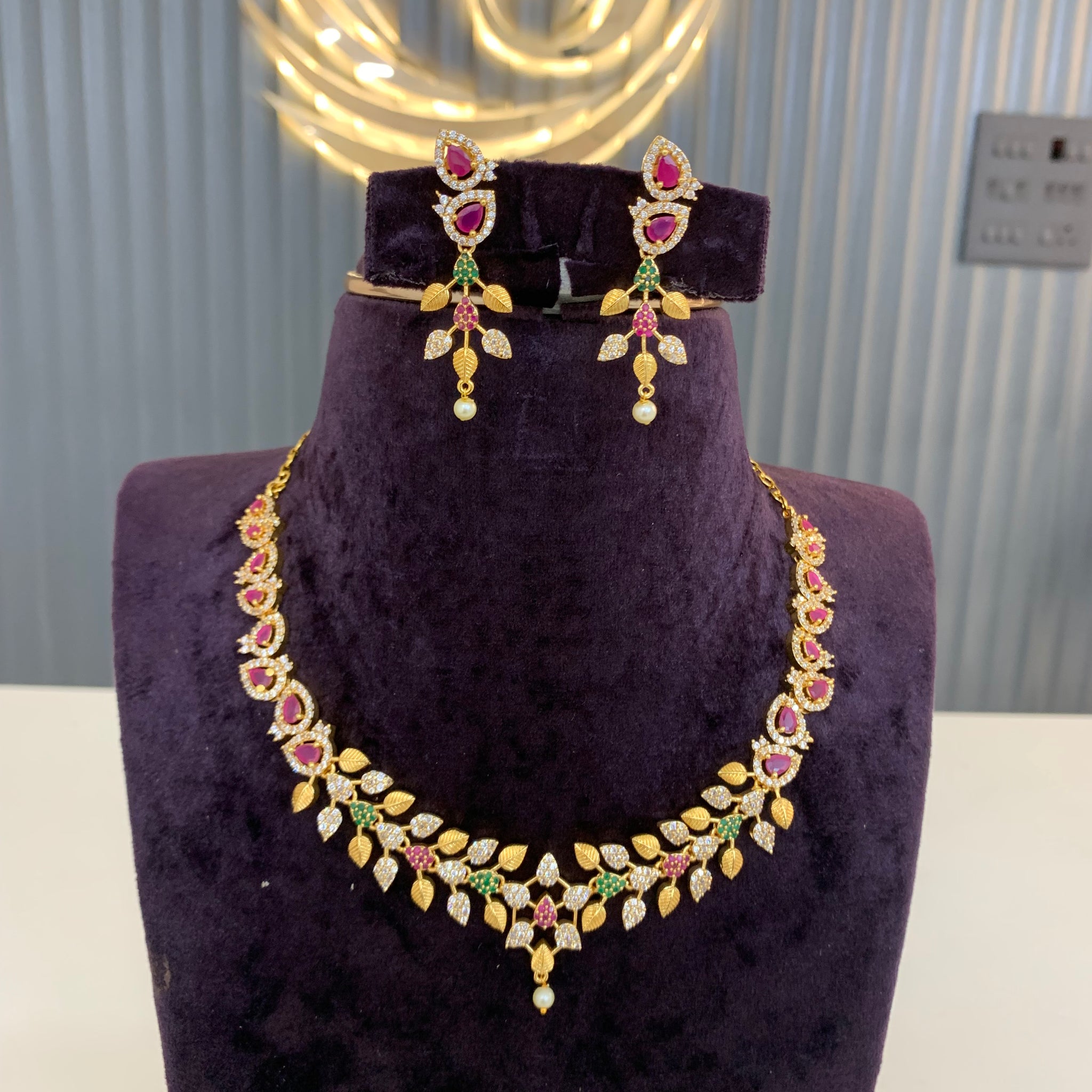 Beautiful simple necklace