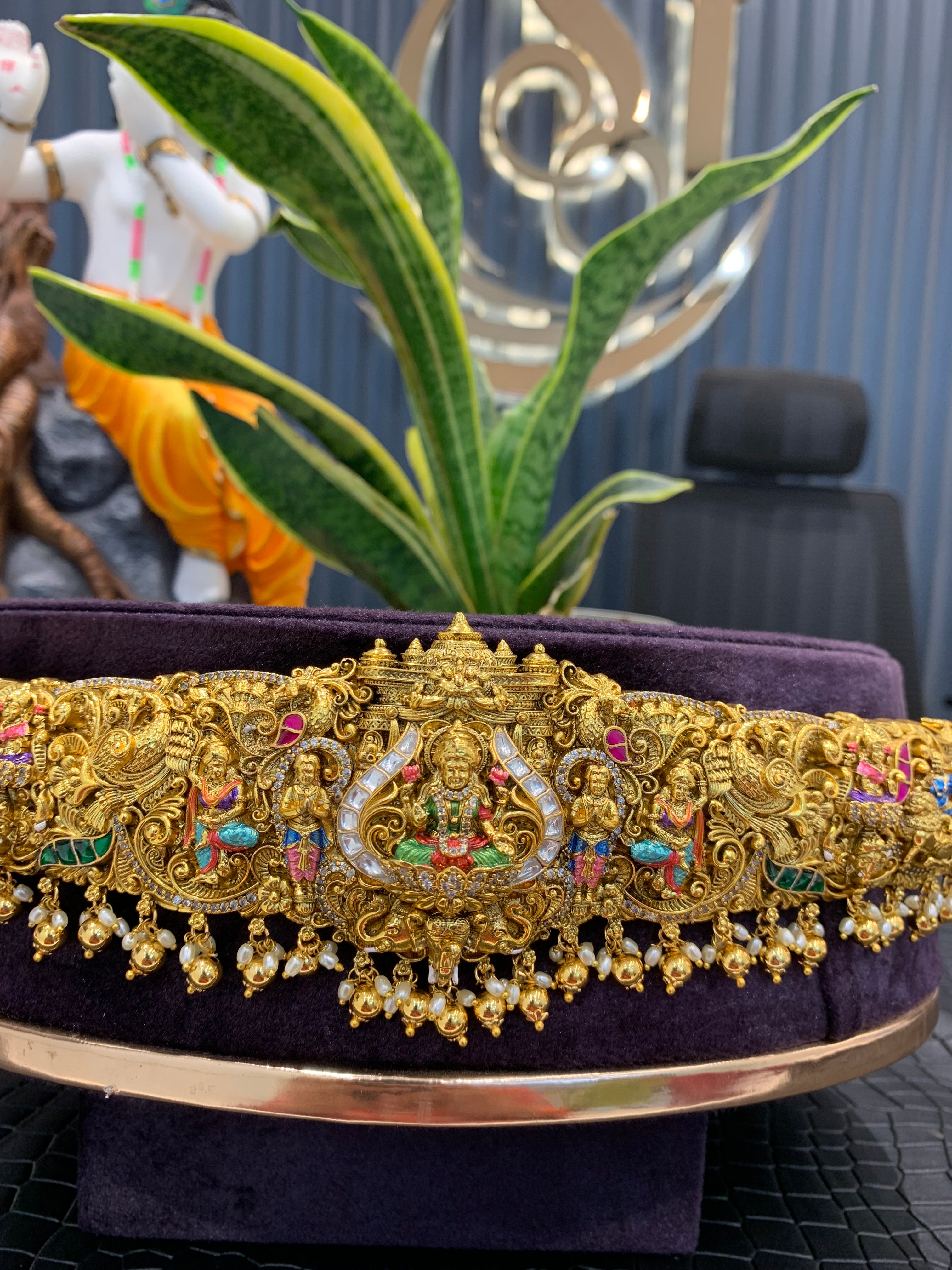 Beautiful meenakari with jadav stone traditional vaddanam