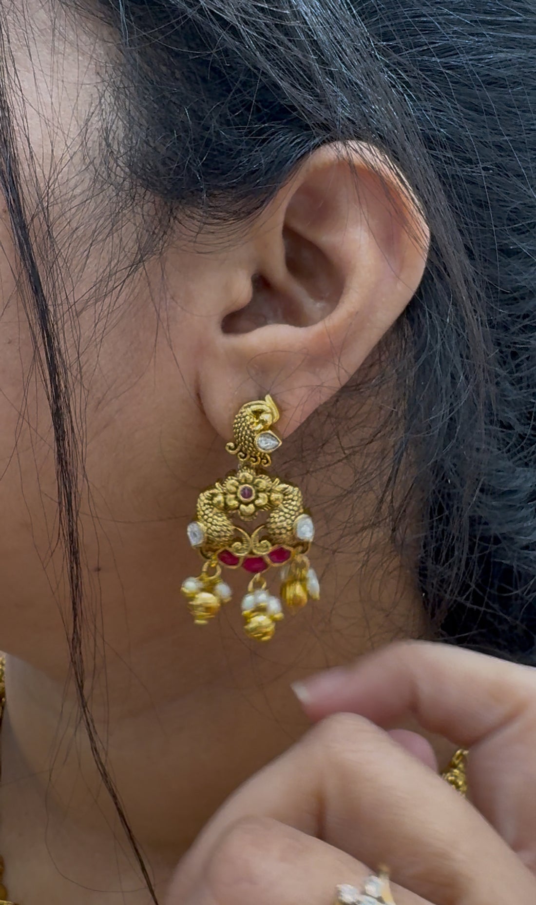 Beautiful jadav necklace