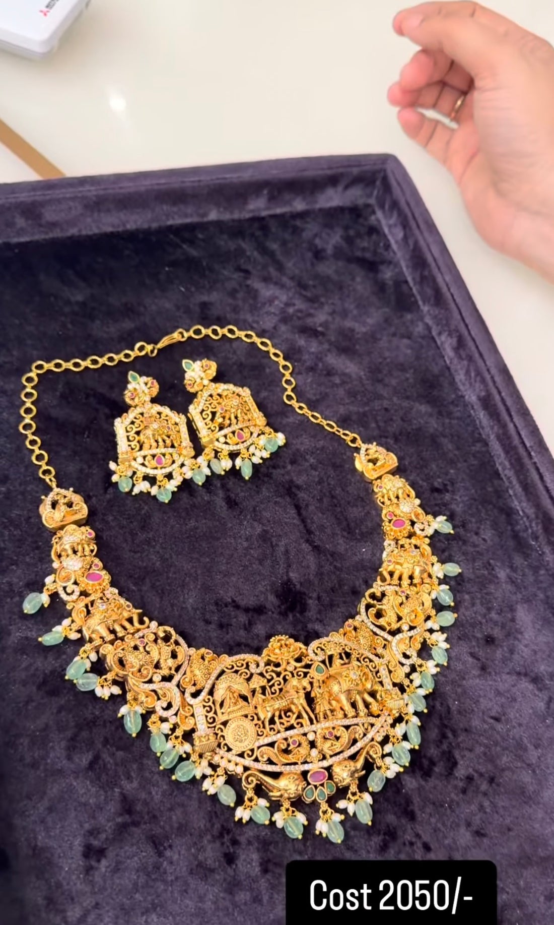 Beautiful nakshi necklace