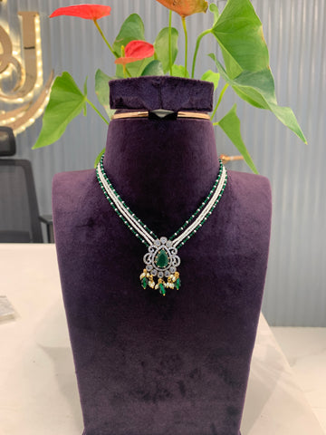 Beautiful locket with beads choker