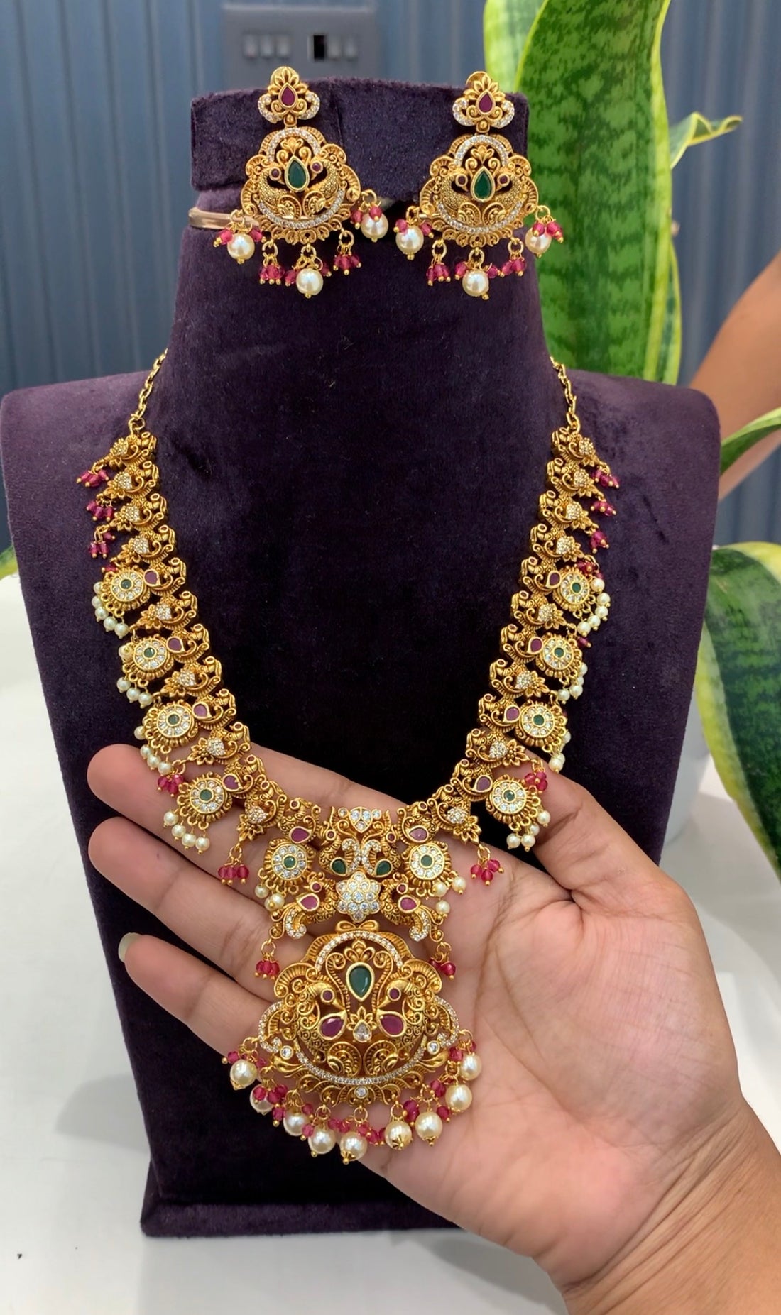 Beautiful Necklace (Without God Module)