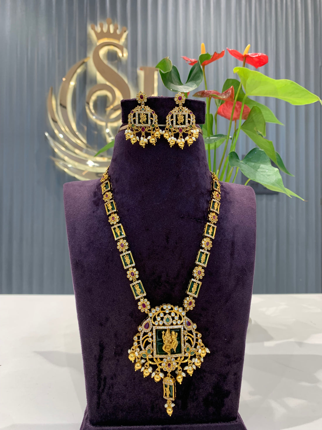 Beautiful dasaavatharam neckset