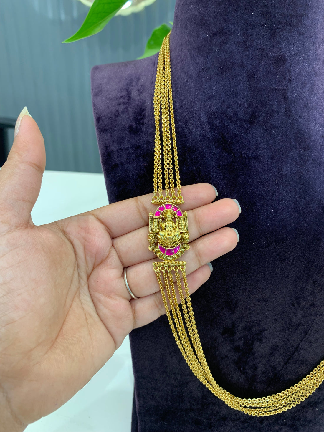 Beautiful jadav chandraharam chain