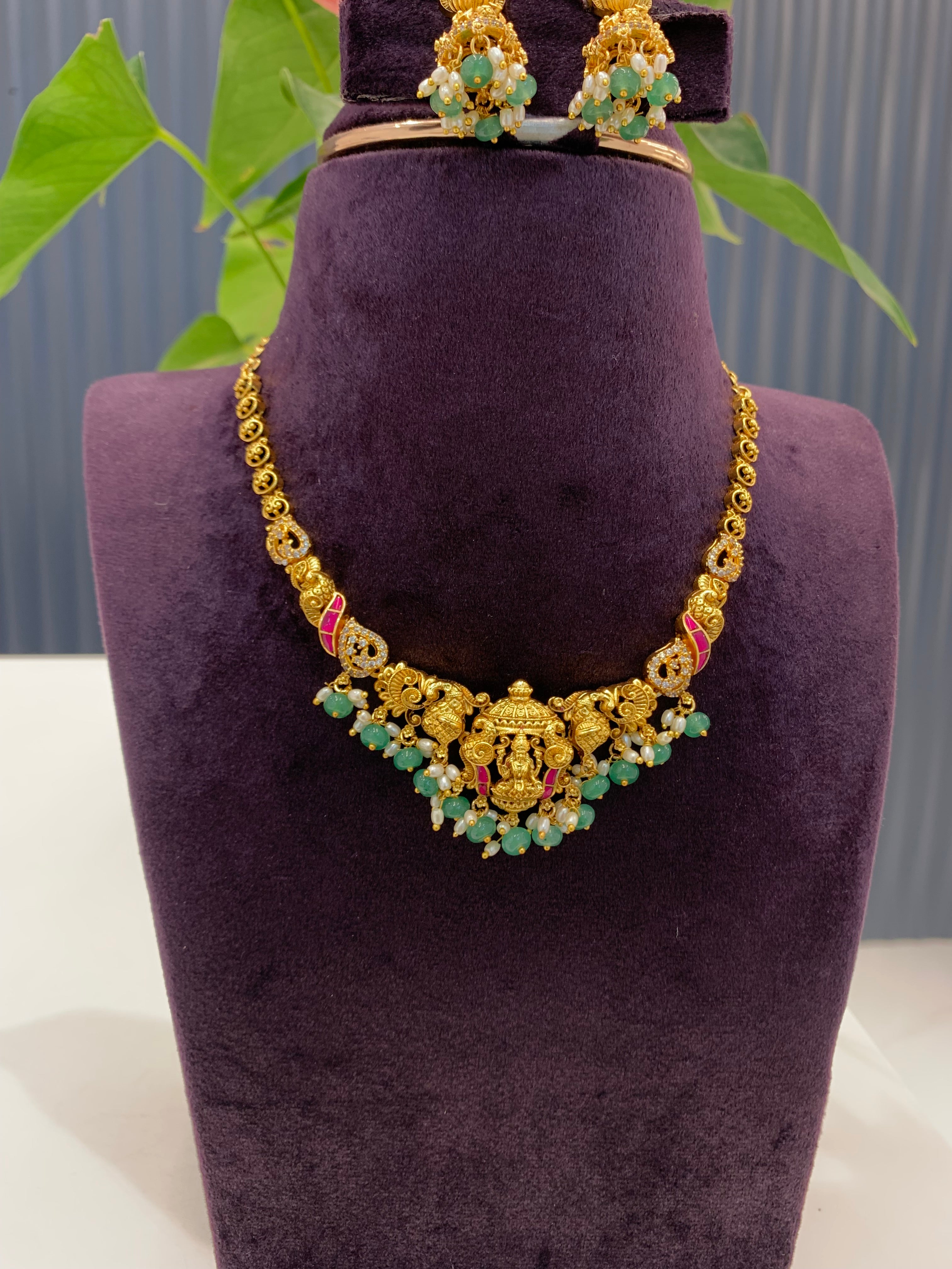 Beautiful jadav simple nakshi  necklace