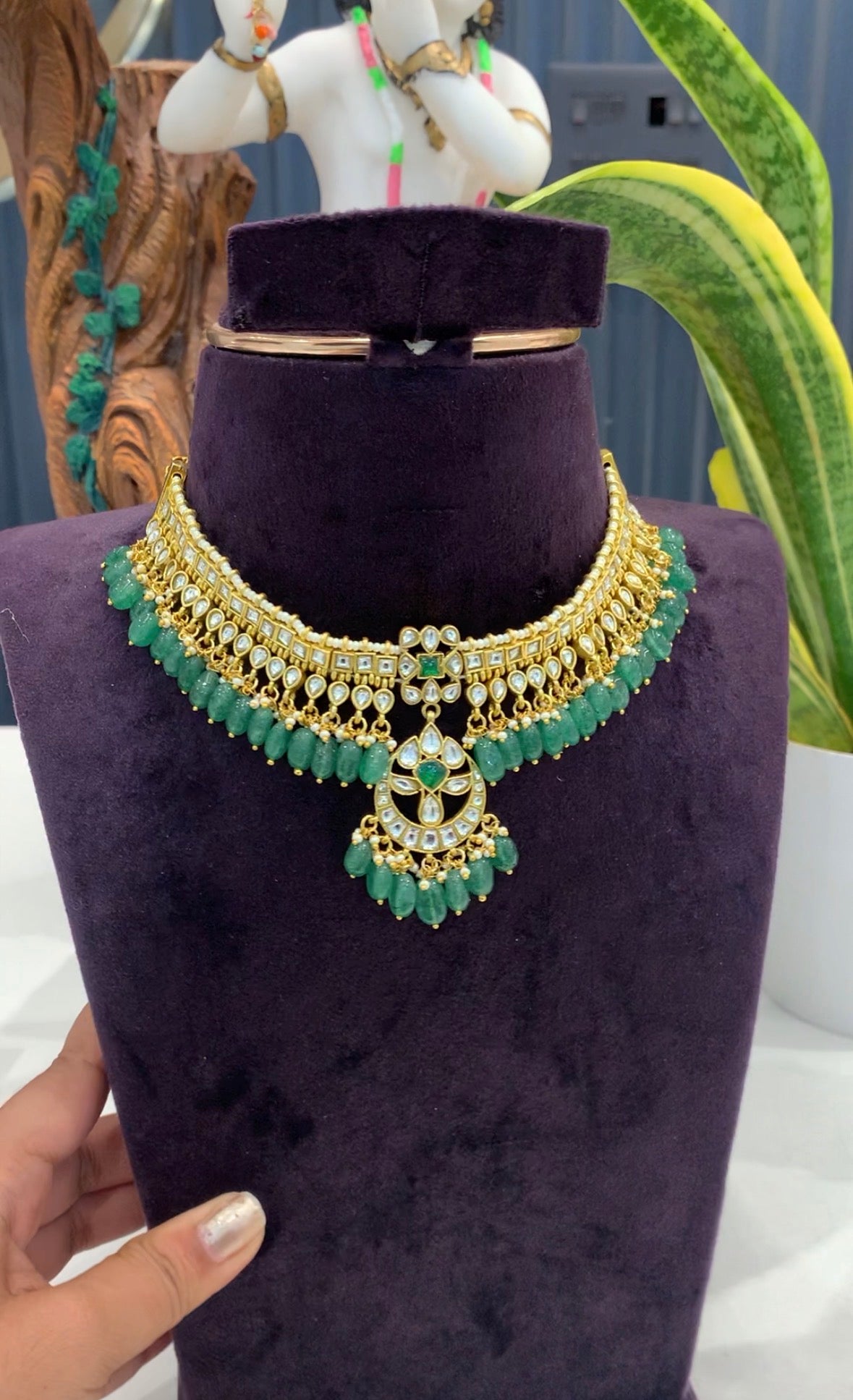 Beautiful premium jadav necklace