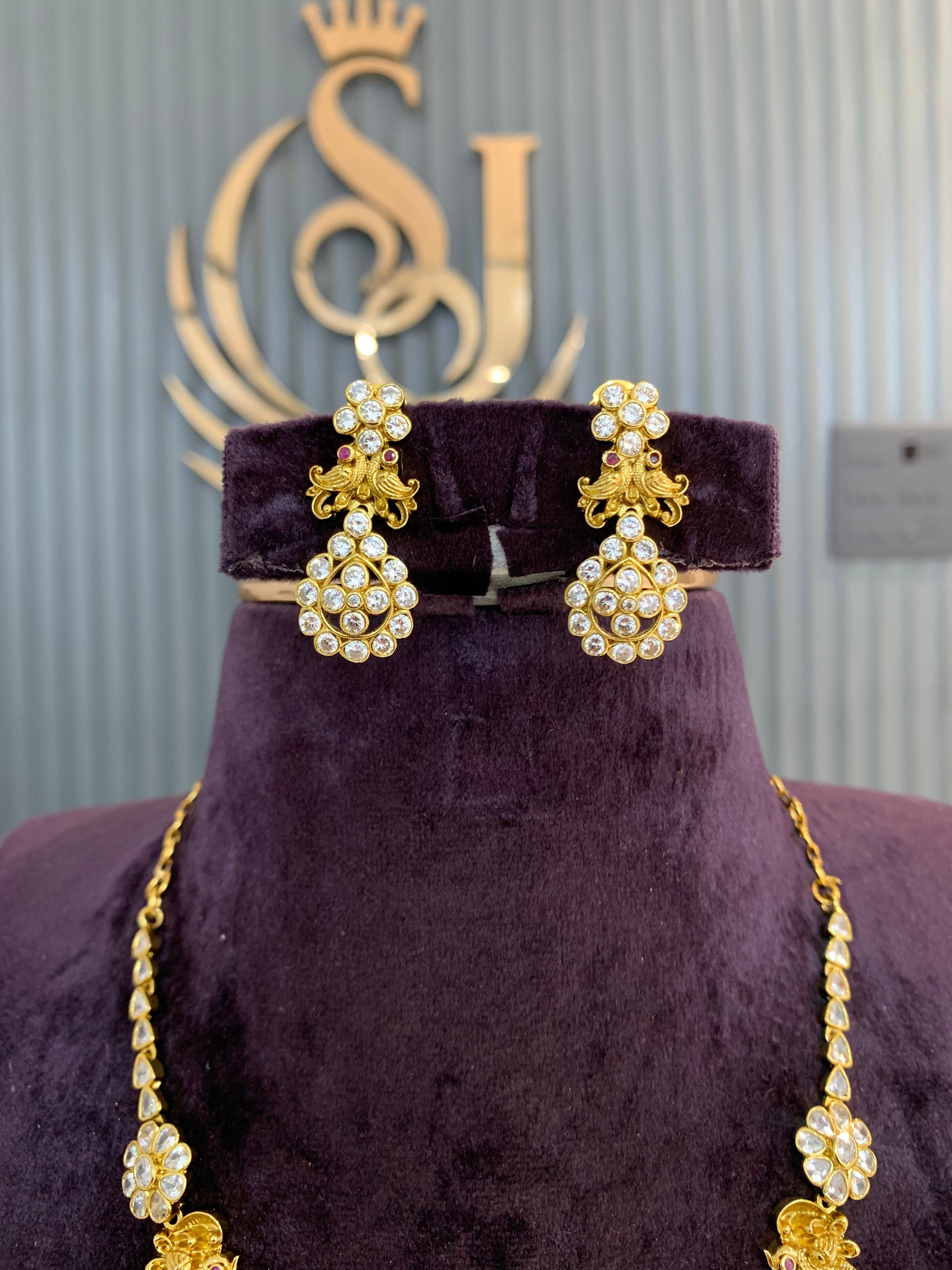 Beautiful Nakshi simple necklace