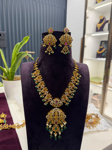 Beautiful customised nakhi necklace
