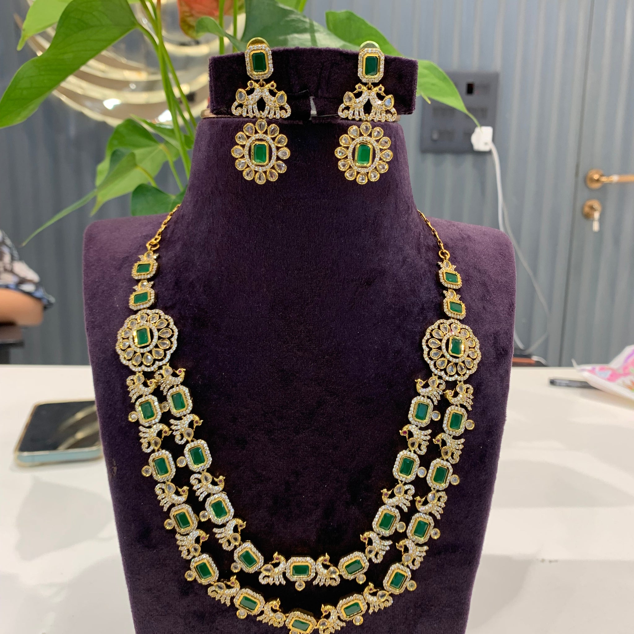 Beautiful mehandhi polish mini haram