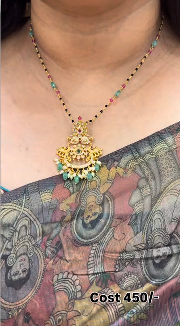 Beautiful Pendent Chain