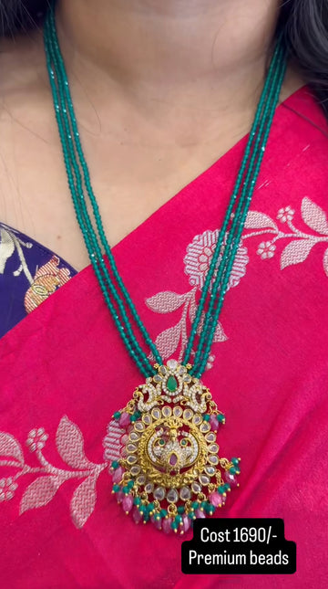 Beautiful beads set