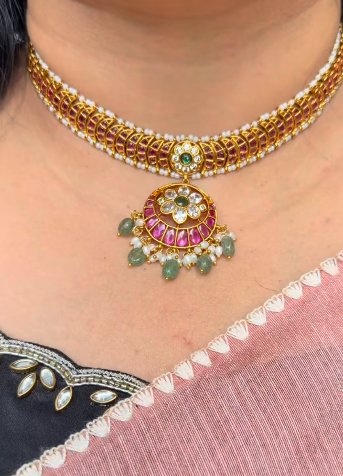 Beautiful customised kundhan style necklace