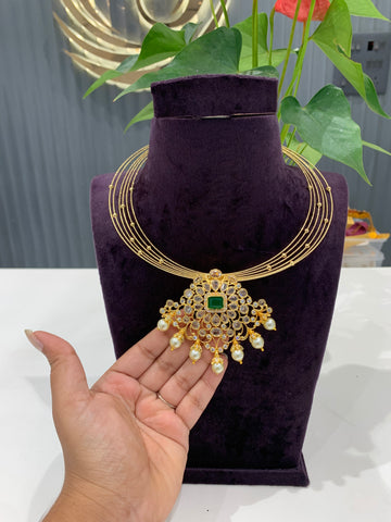Beautiful trendy hasli set with beautiful pedant