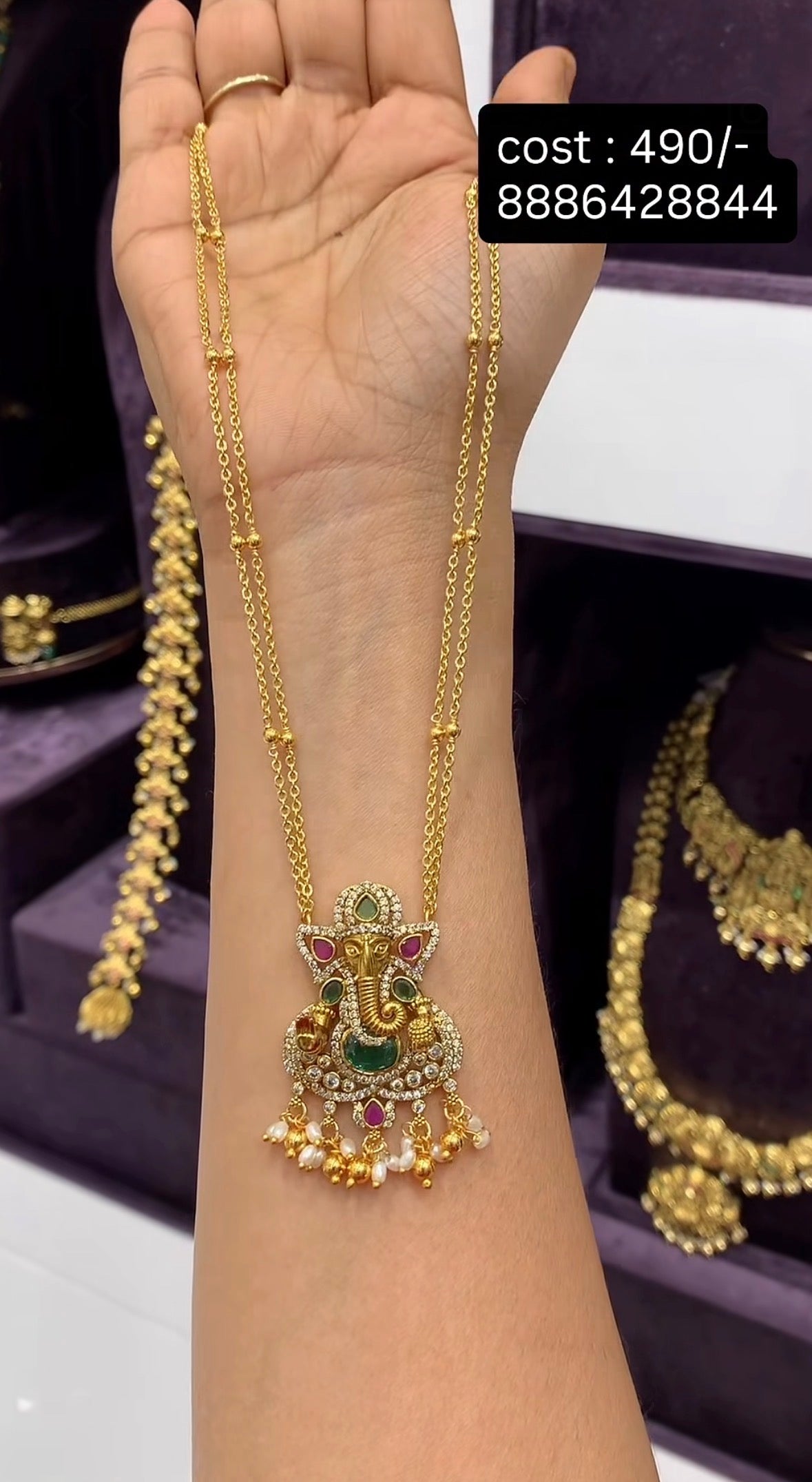 Beautiful ganesh pendant with chandraharam