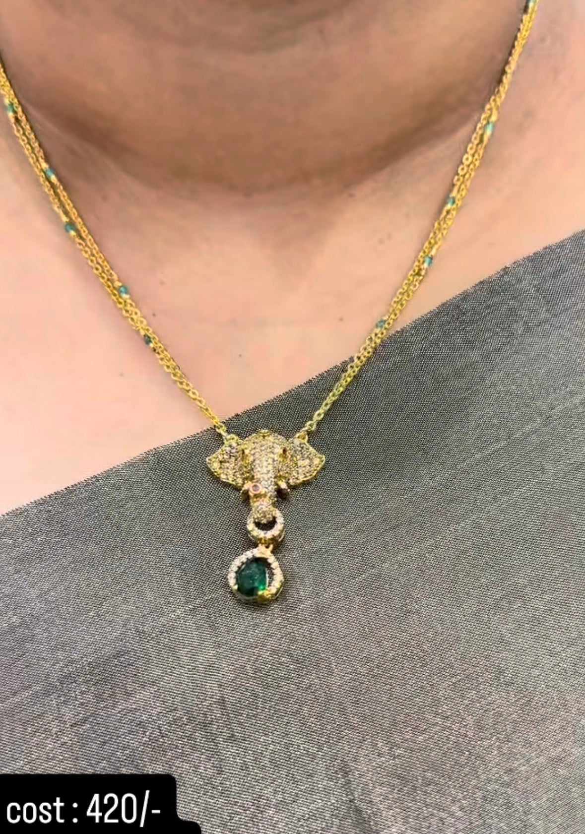Beautiful Locket with stylish Chain