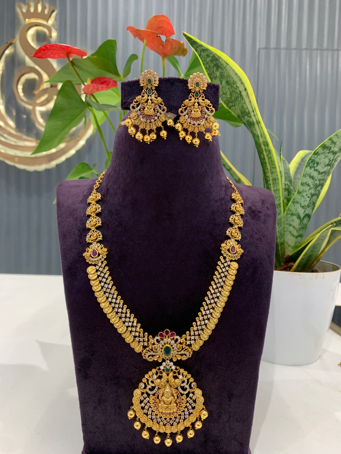 Beautiful nakshi mini haram