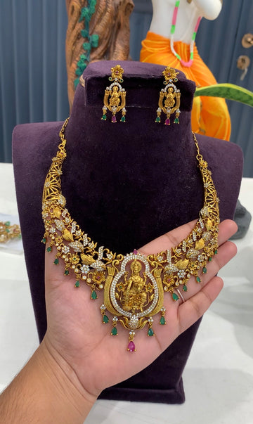 Beautiful traditional nakshi necklace with green drops