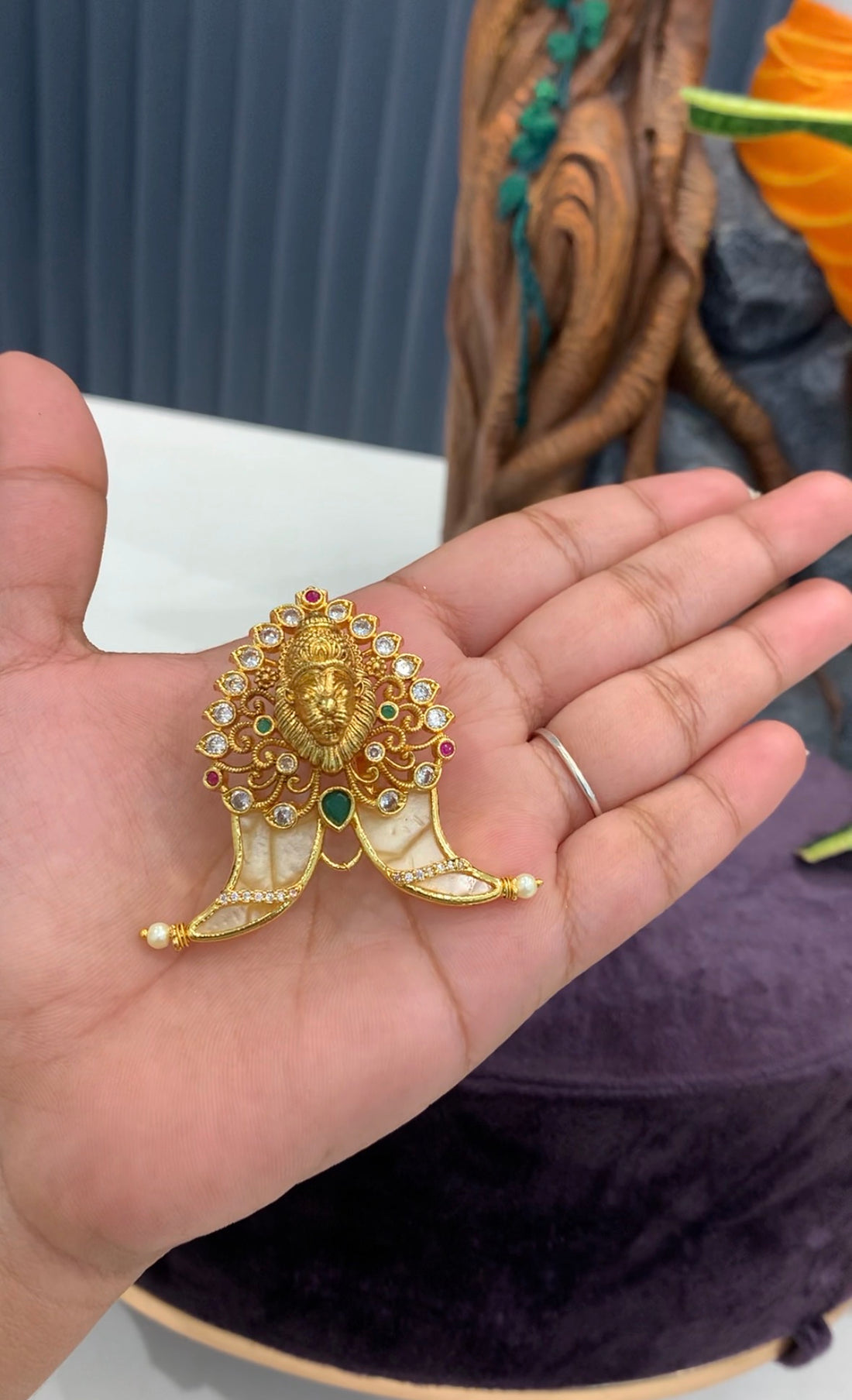 Beautiful narasimha swami tiger nail pendant with backhook