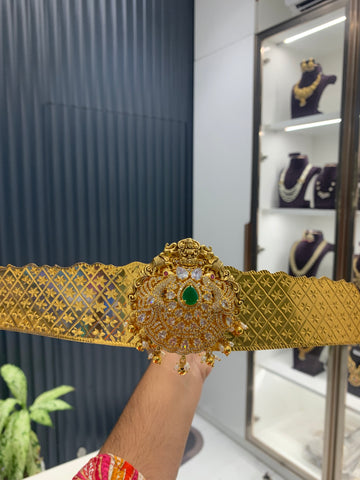 Beautiful customised traditional adult vaddanam