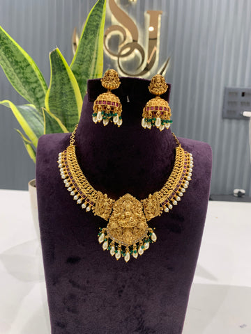 Beautiful jilebi pattern neckset