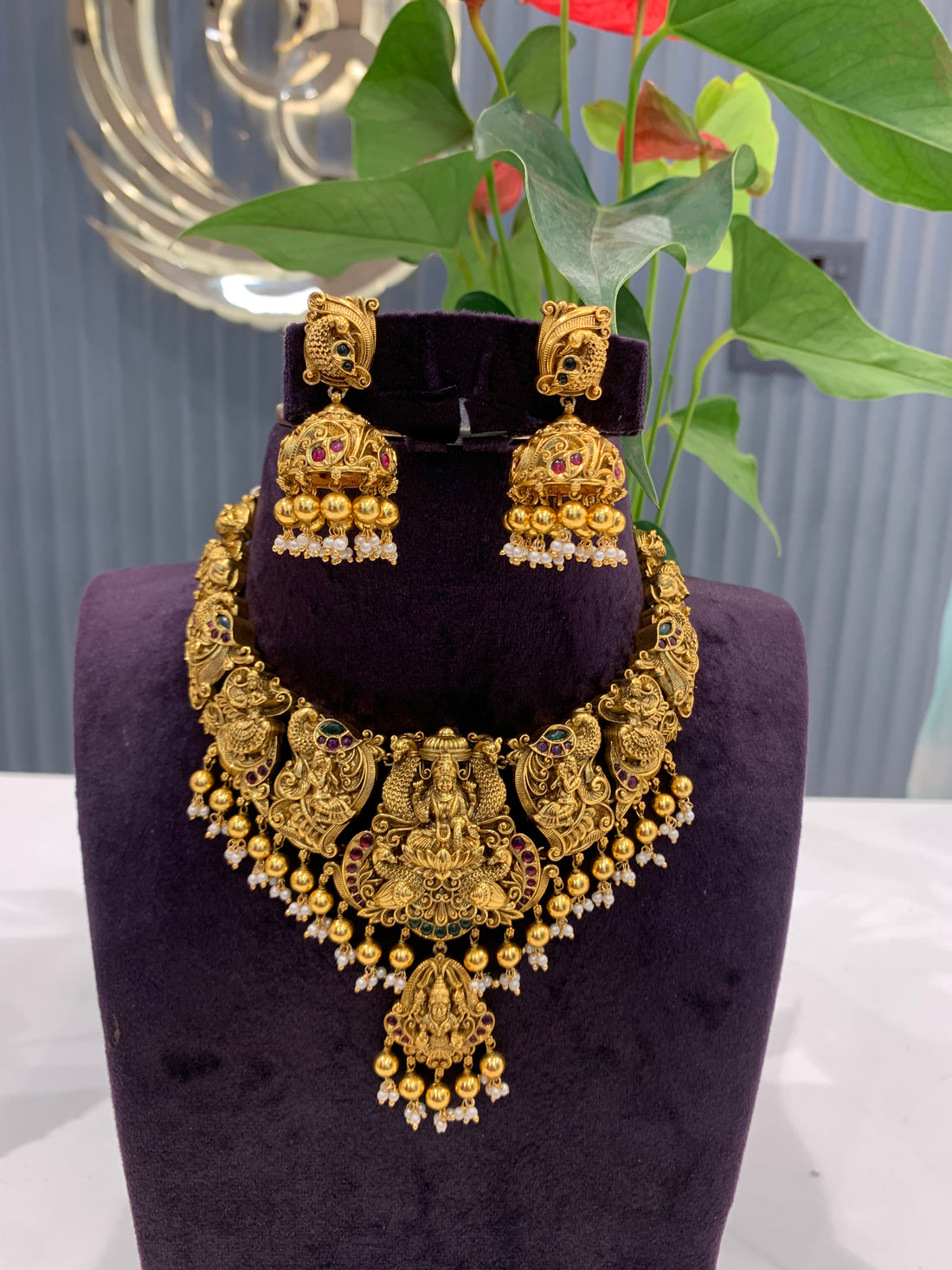 Beautiful nakshi 3D chocker set