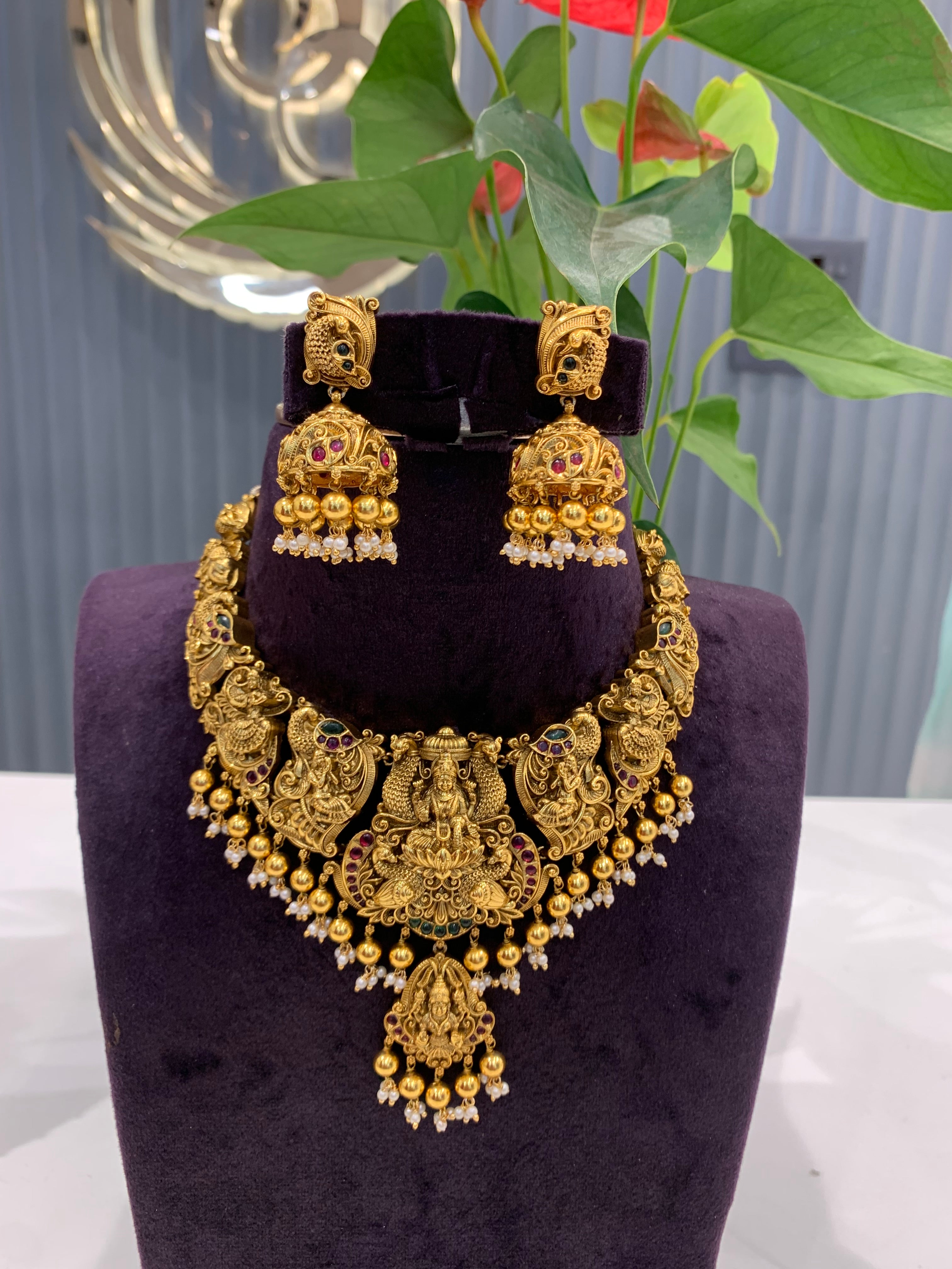 Beautiful nakshi 3D chocker set