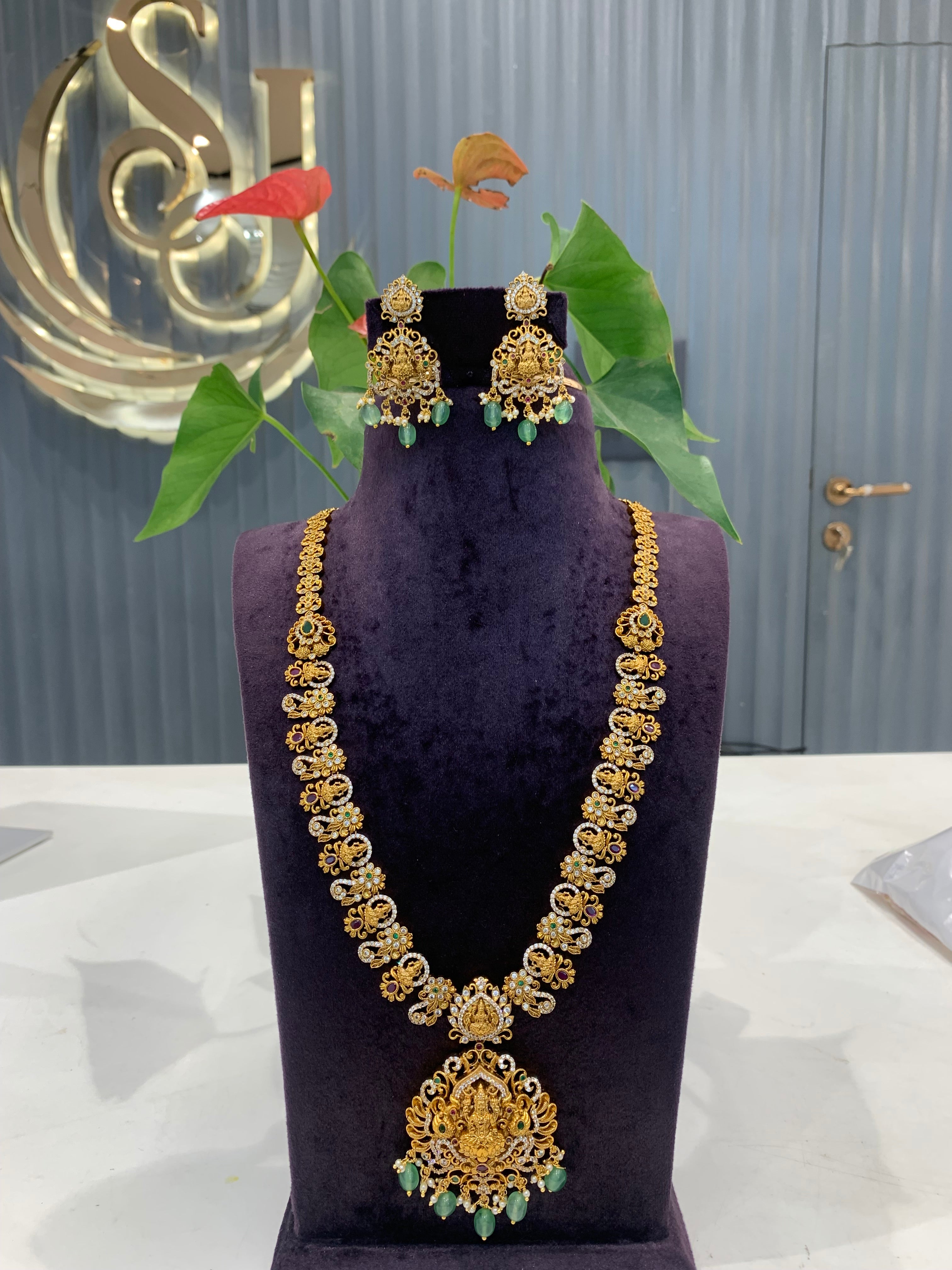 Beautiful nakshi long haram