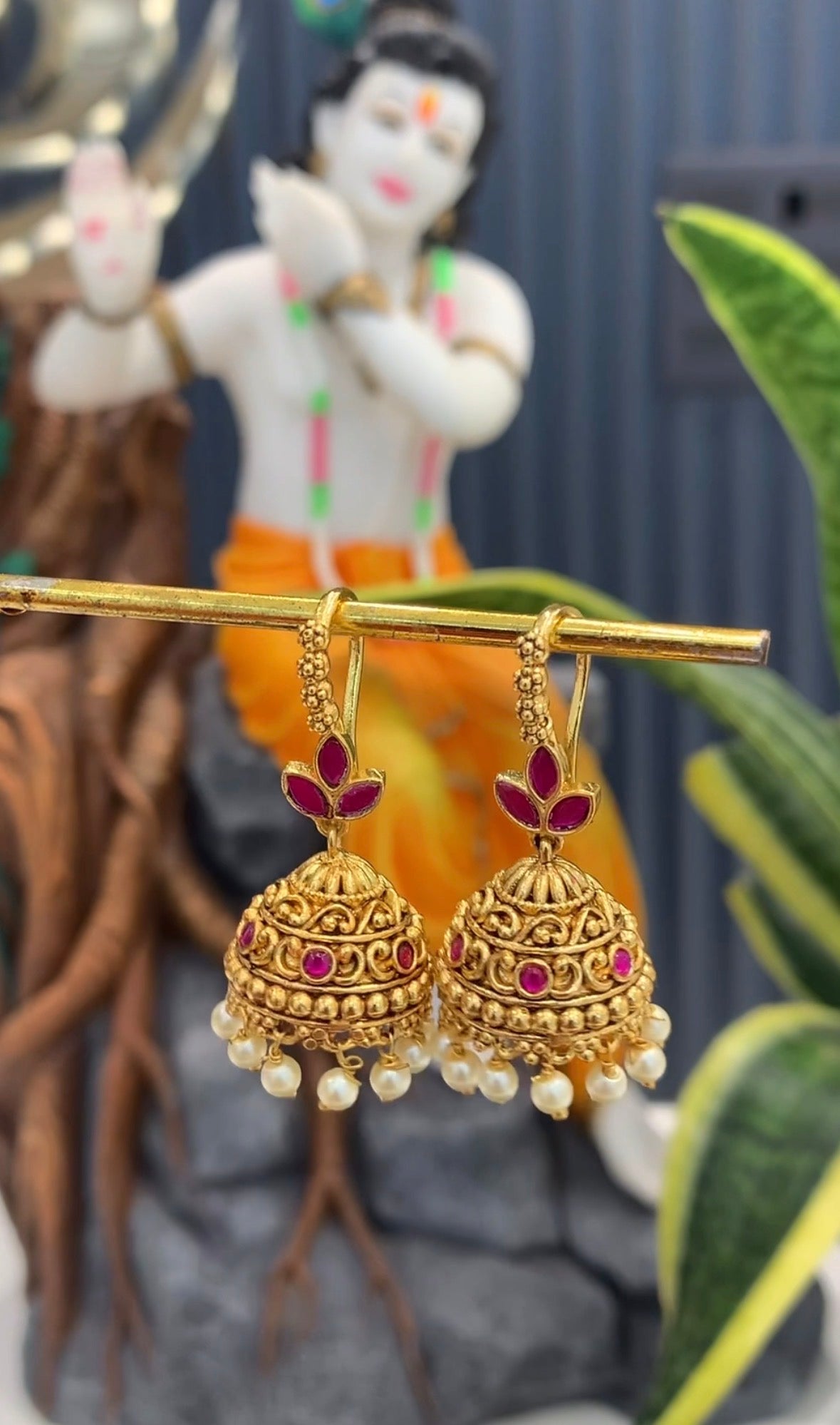 Beautiful jadav jumkies (hangings style )