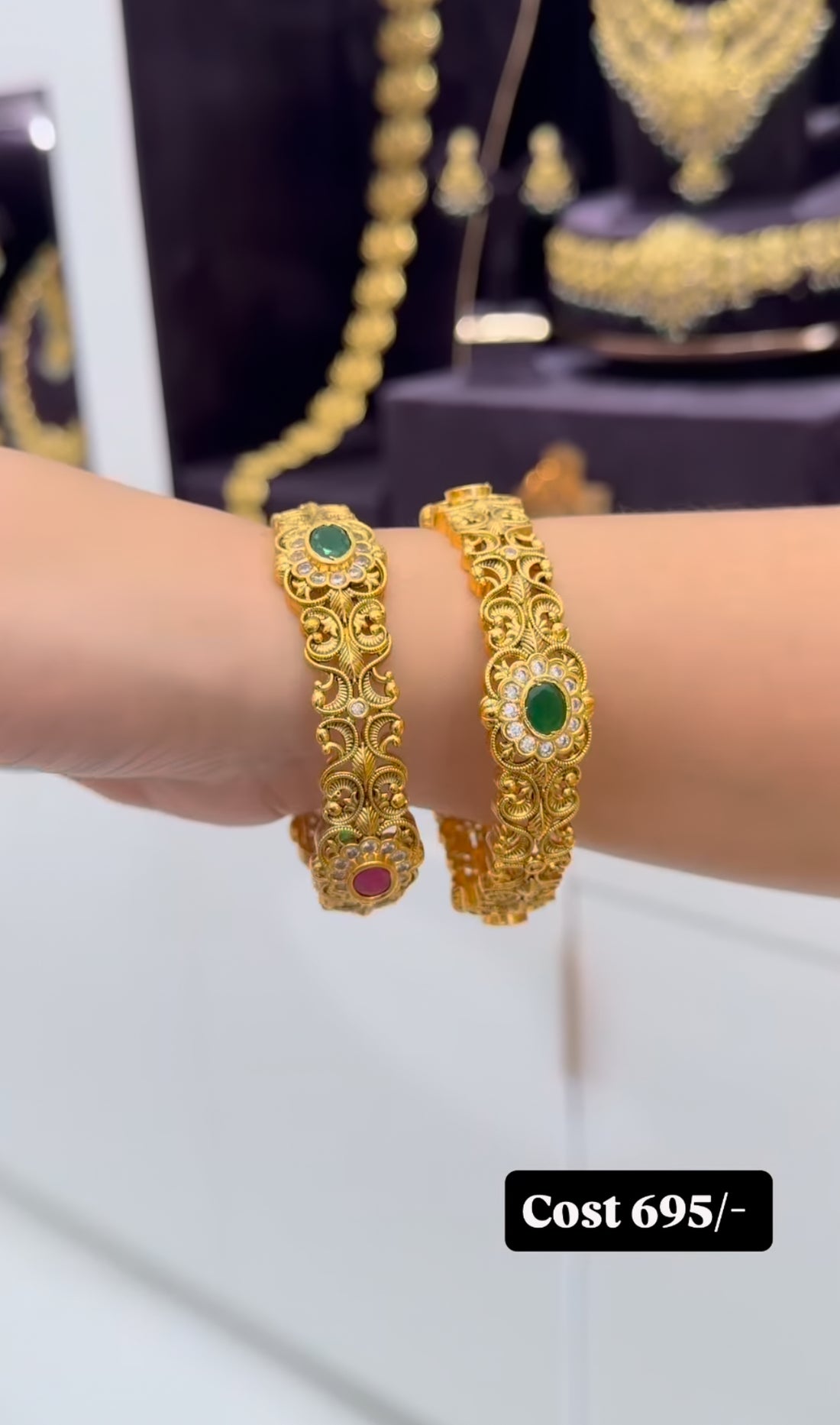 Beautiful nakshi 3D bangles