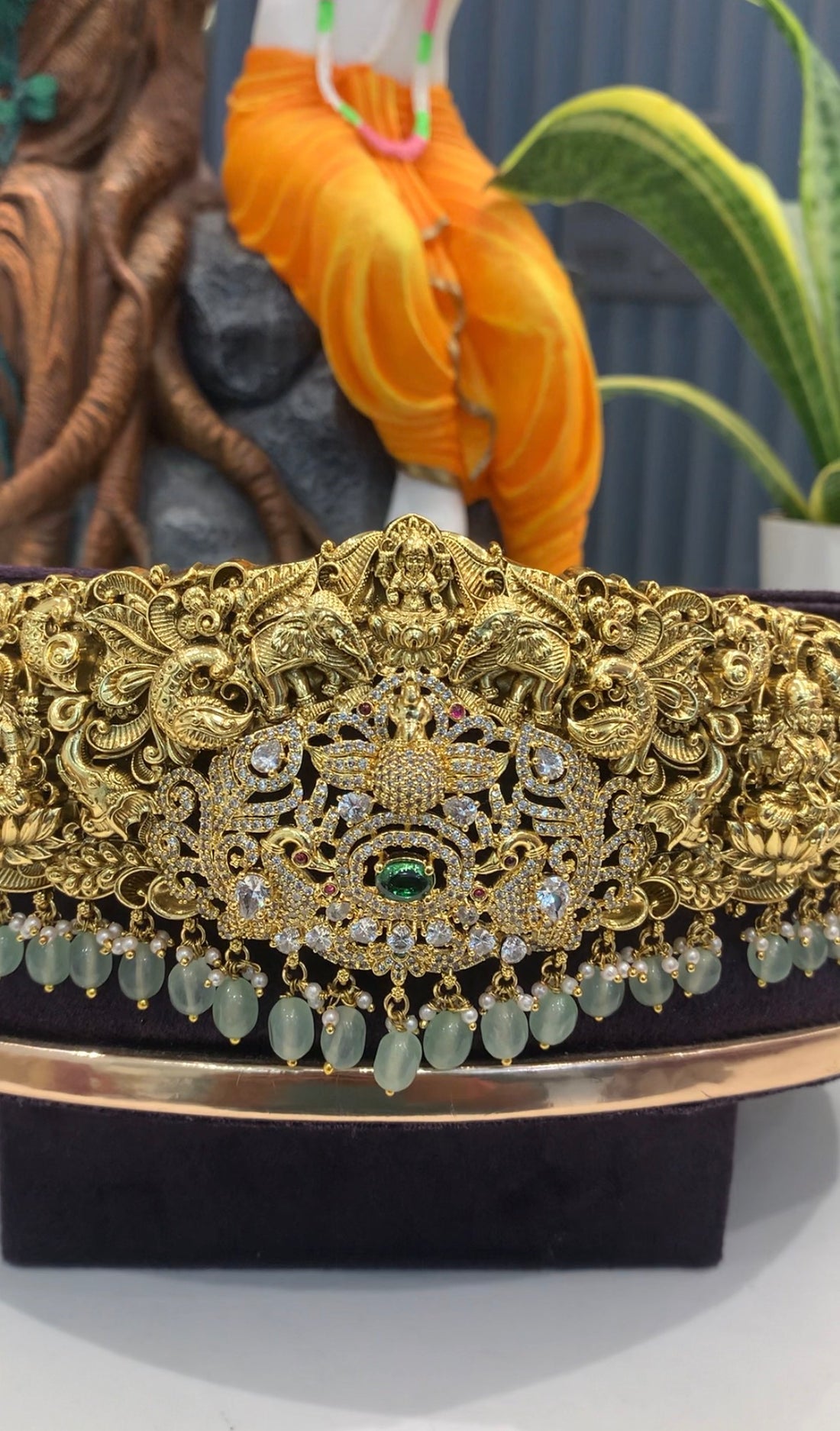 Beautiful traditional Vadanam