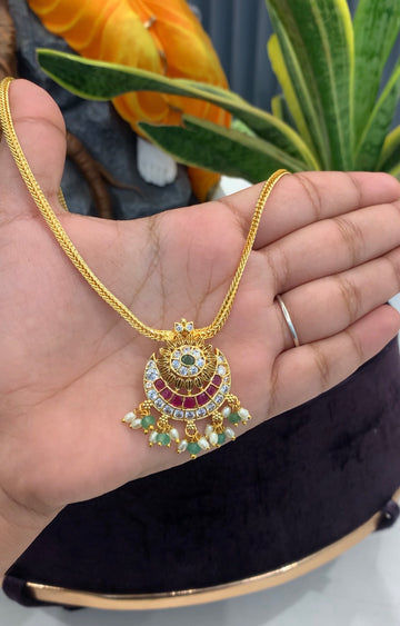 Beautiful simple nanpatti necklace