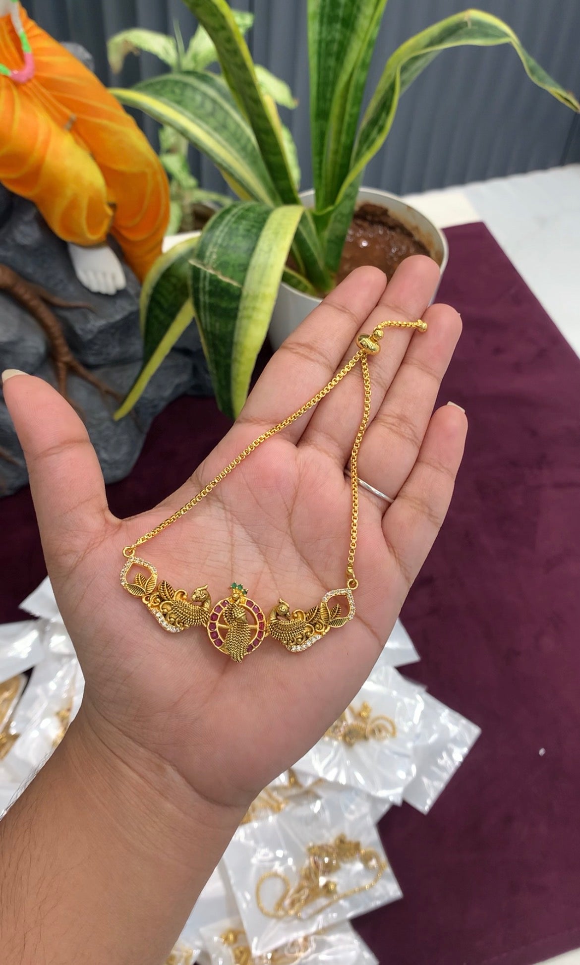 Beautiful traditional chain type bracelet