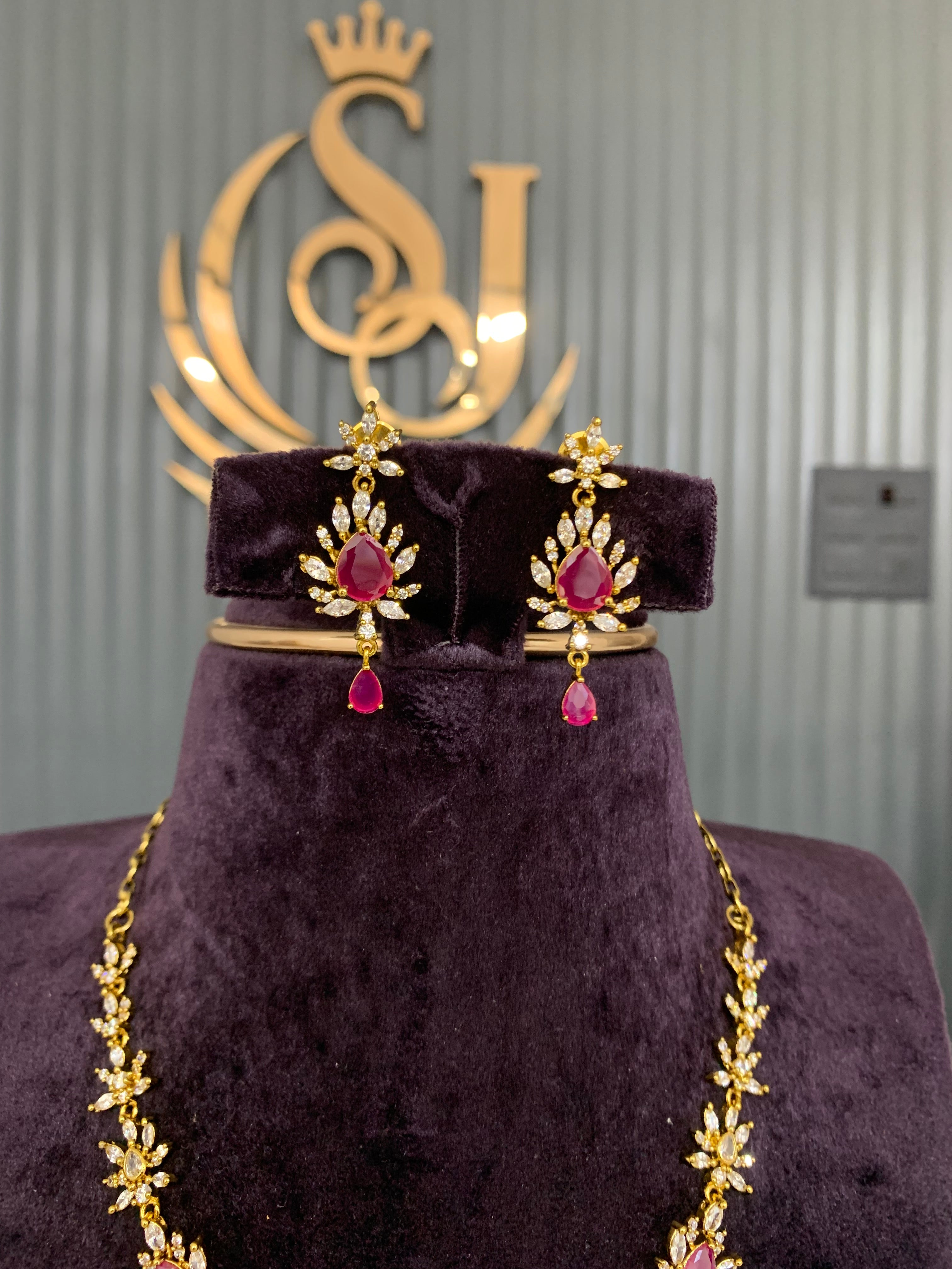 Beautiful ruby stone necklace