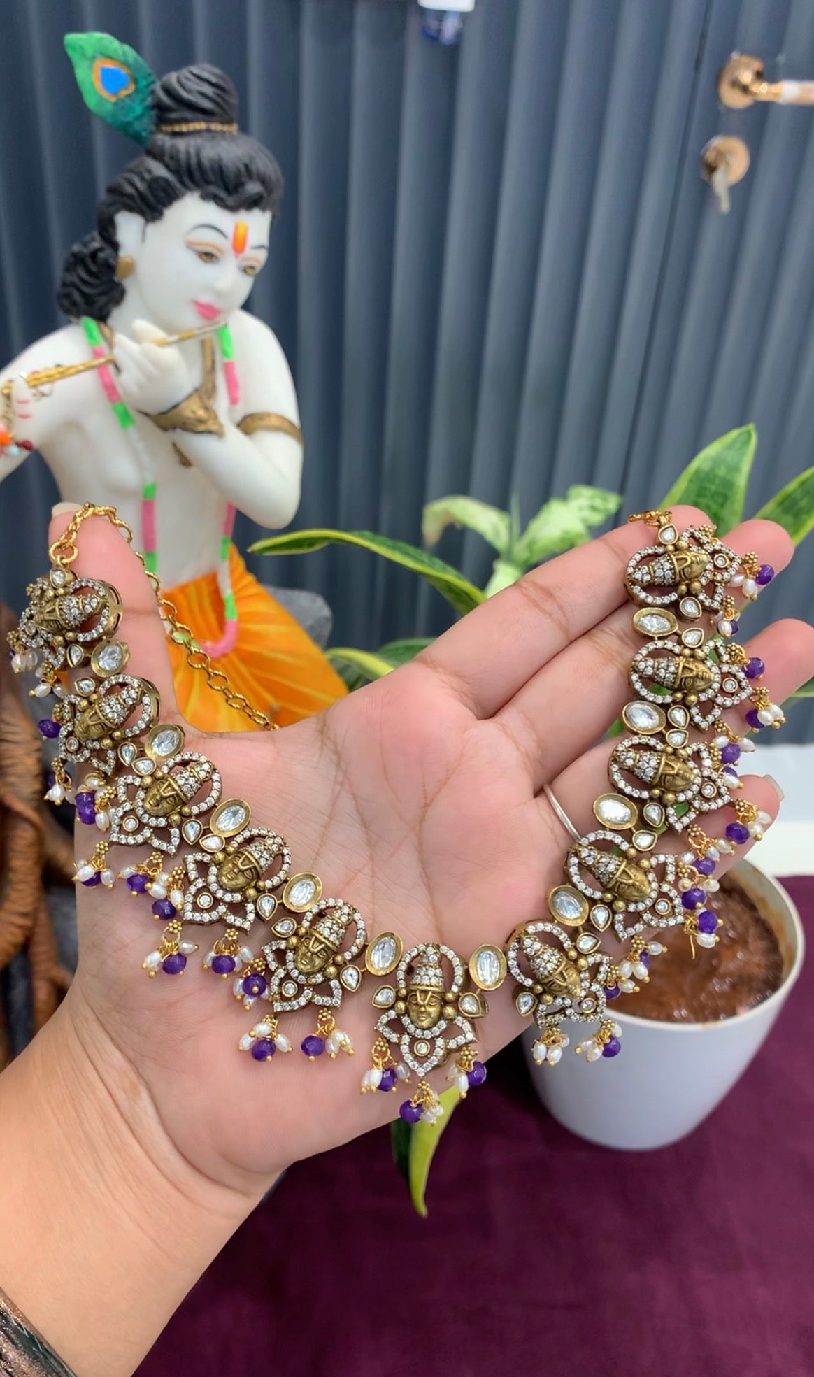 Beautiful party wear necklace @offer price