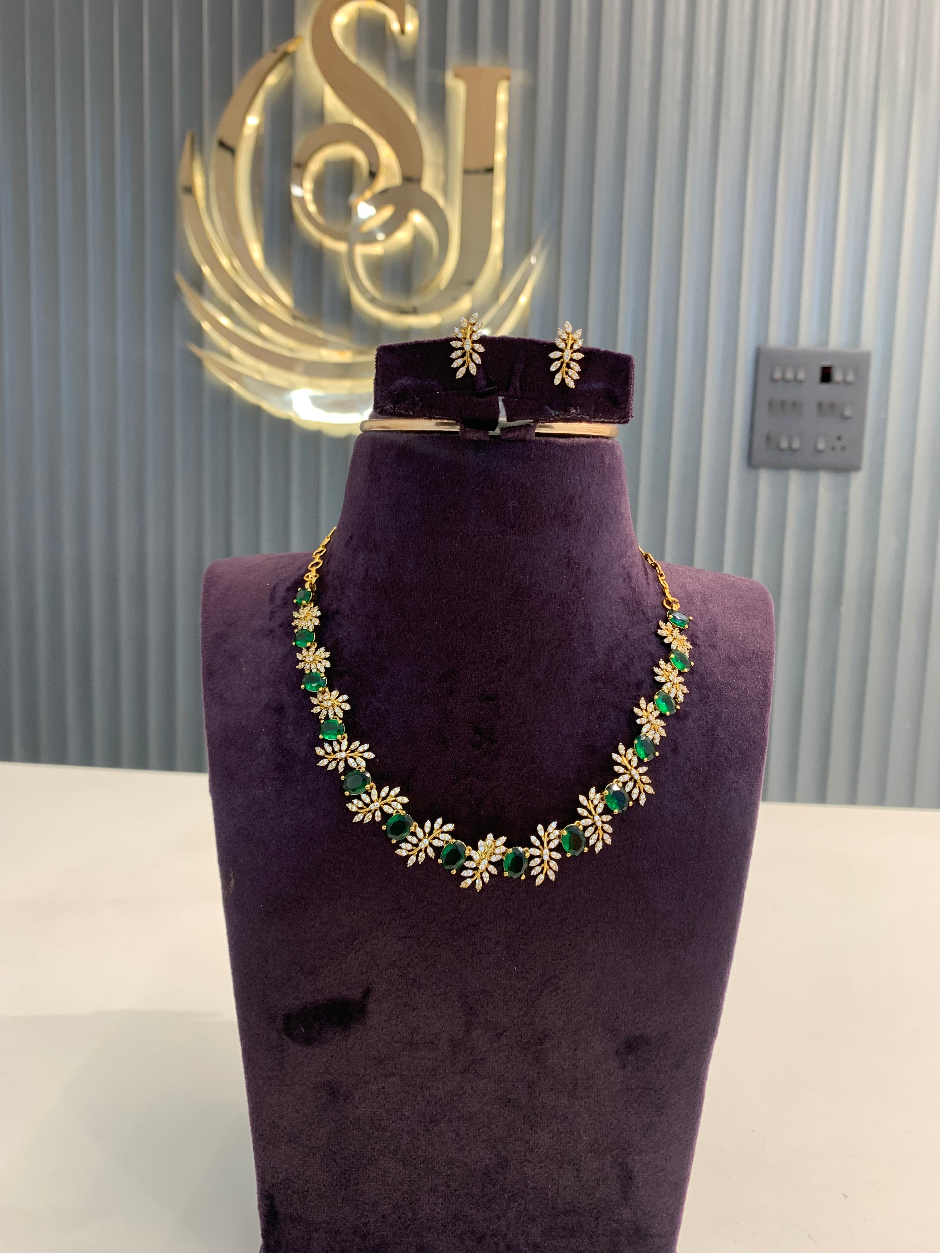 Beautiful simple necklace