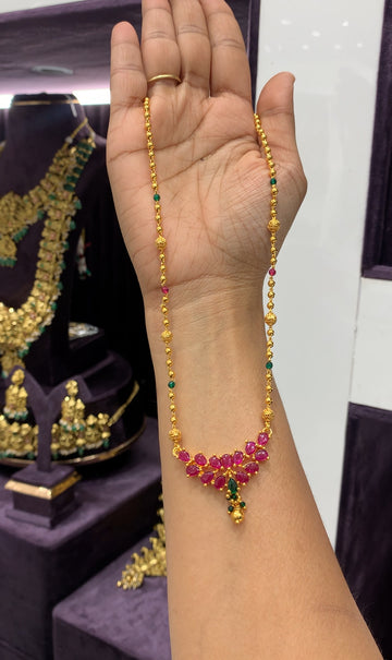 Beautiful goldboll chain