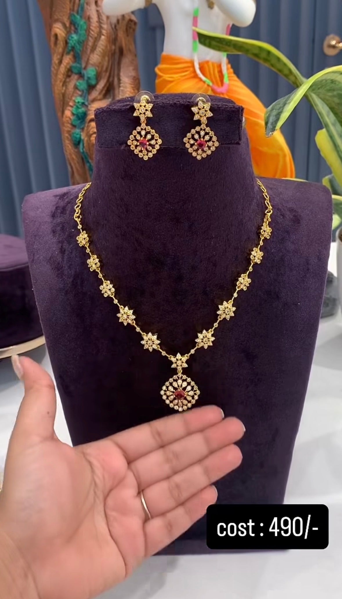 Beautiful simple necklace