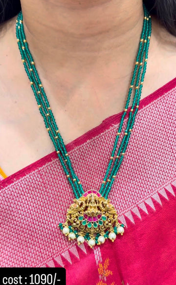 Beautiful Jadav kundhan Locket with Beads Chain