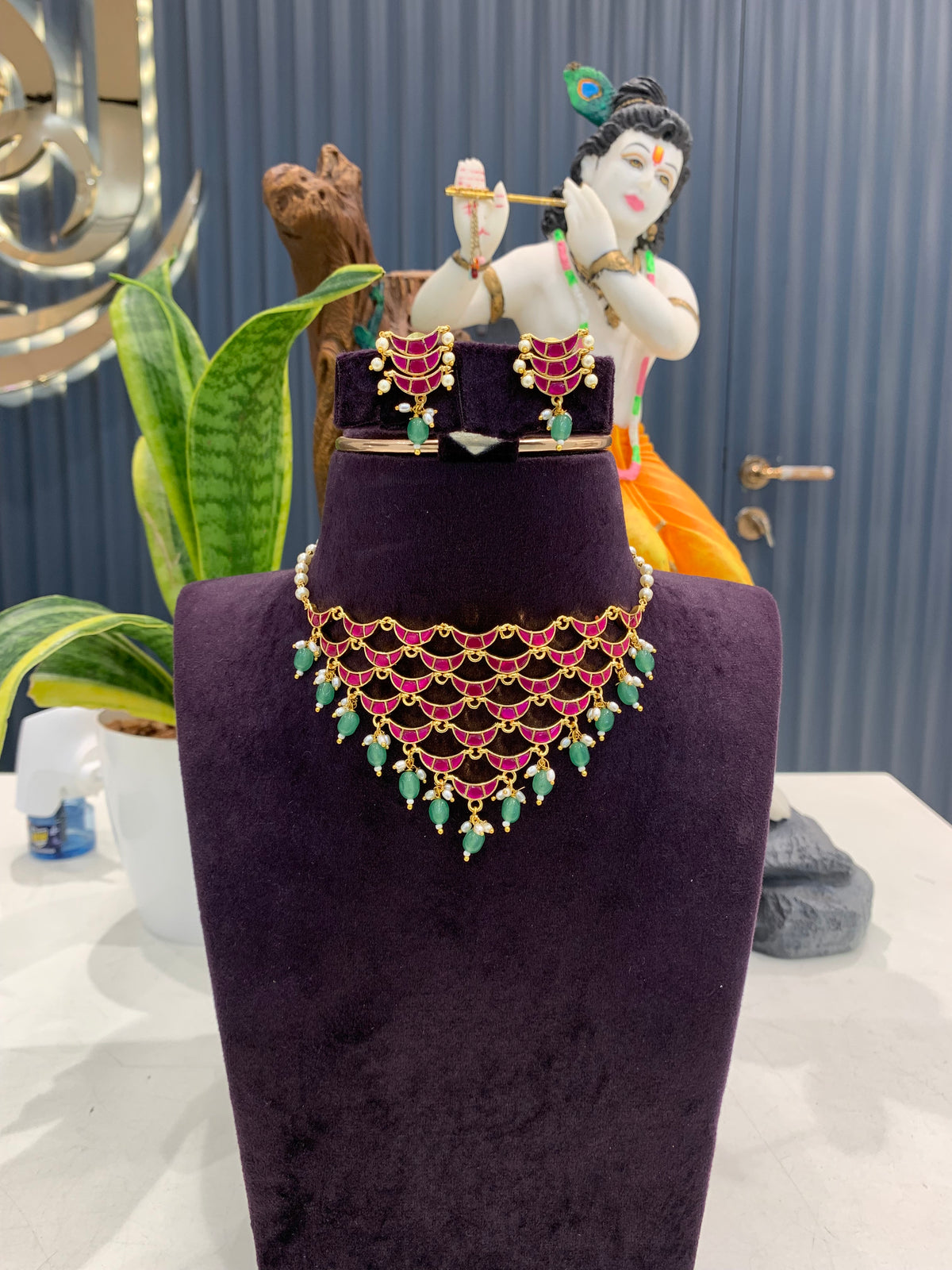 Beautiful customised jadav chocker set