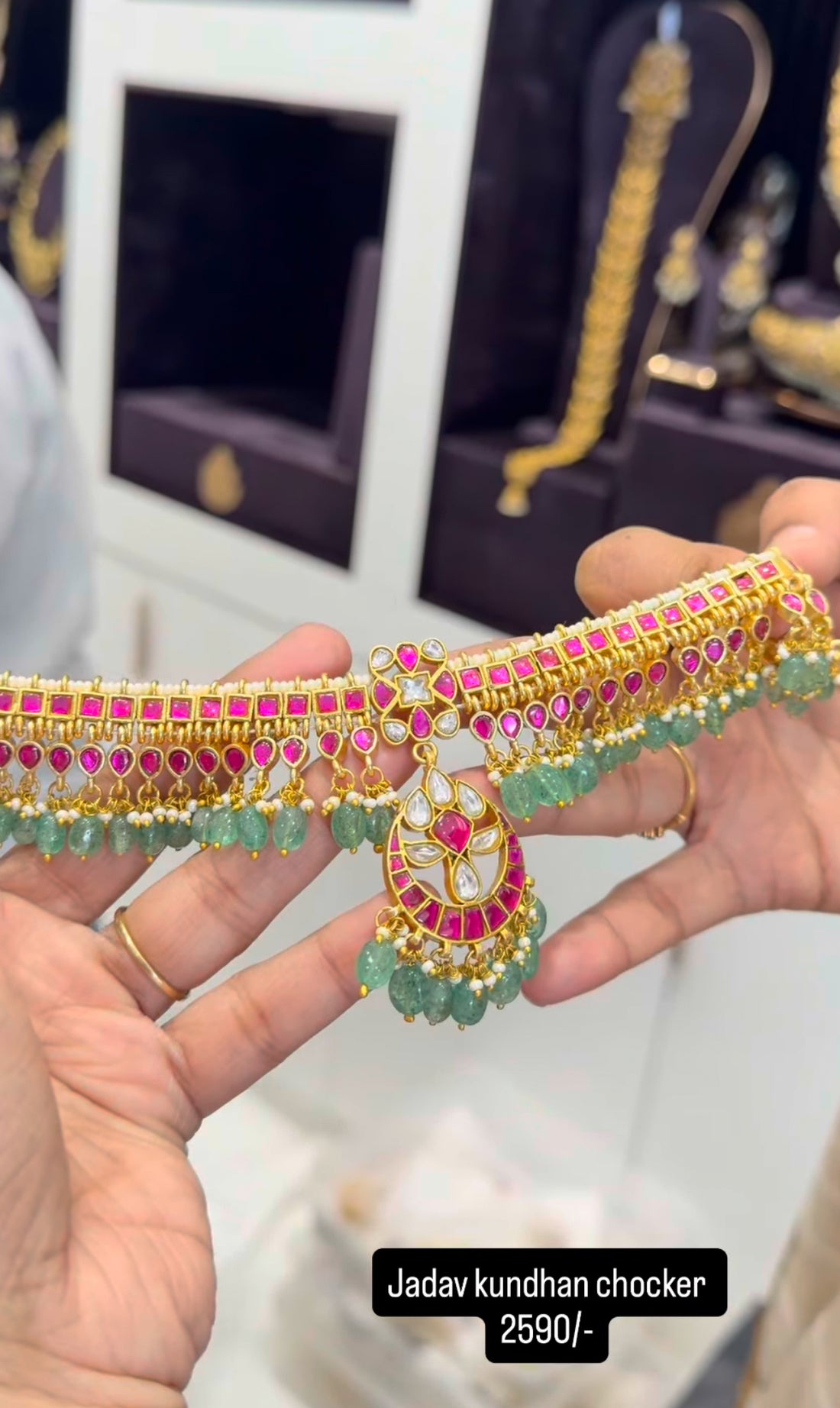 Beautiful jadav necklace/chocker