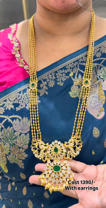 Beautiful Haram with Earrings