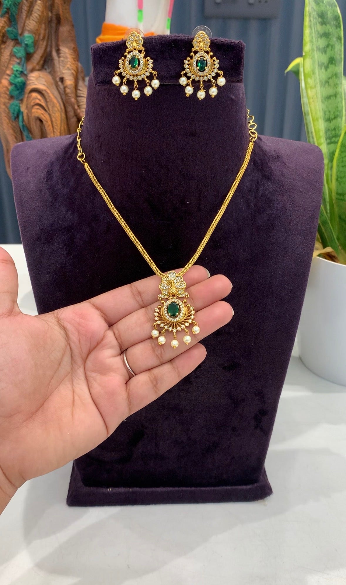 Beautiful simple necklace