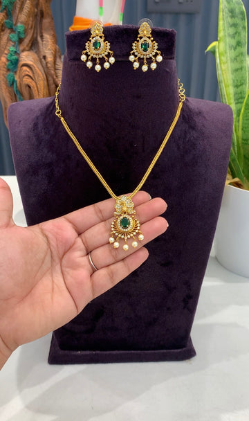 Beautiful simple necklace