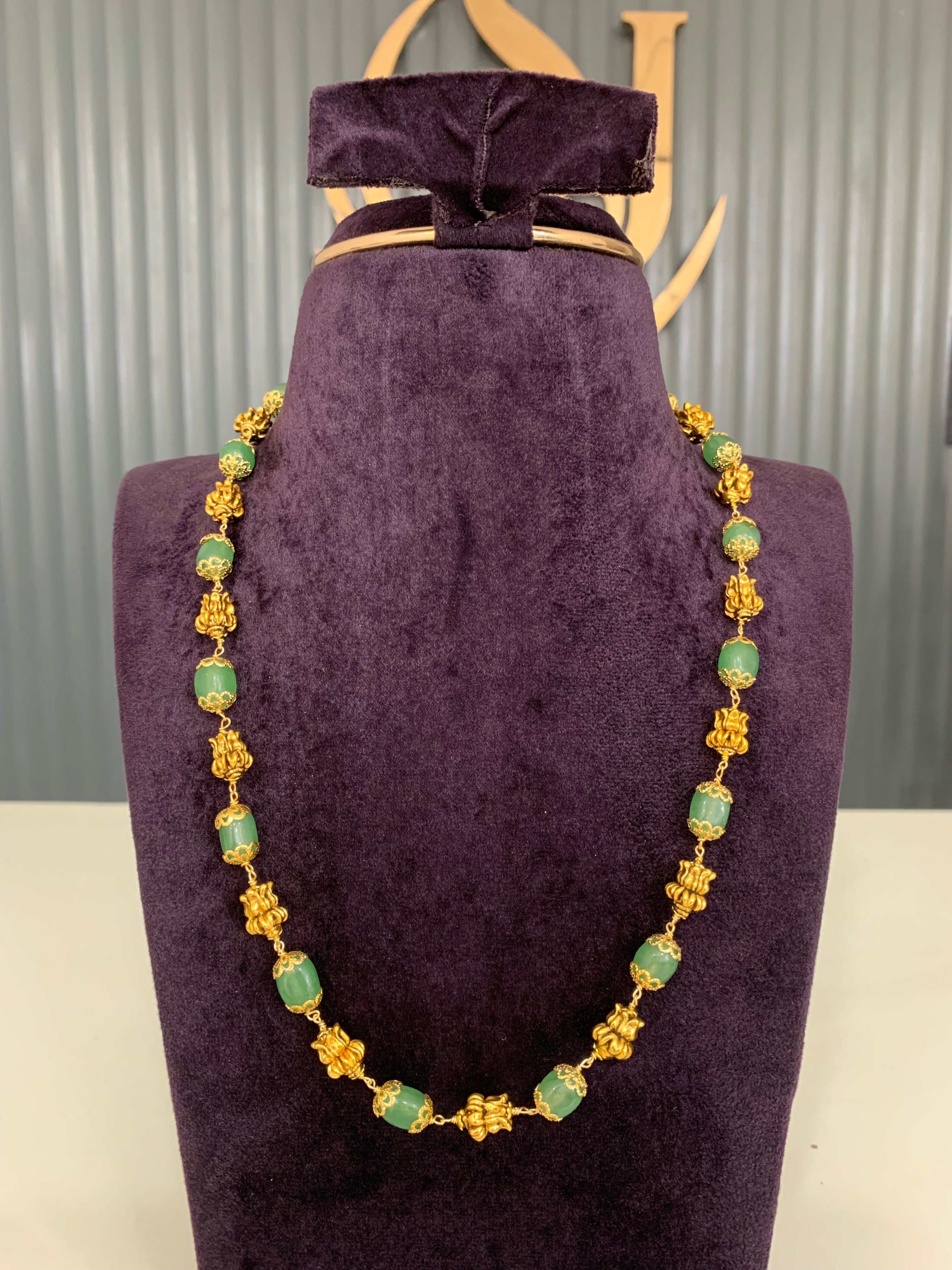 Premium beads set