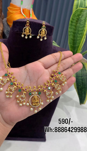 Beautiful simple & traditional nanpatti model necklace