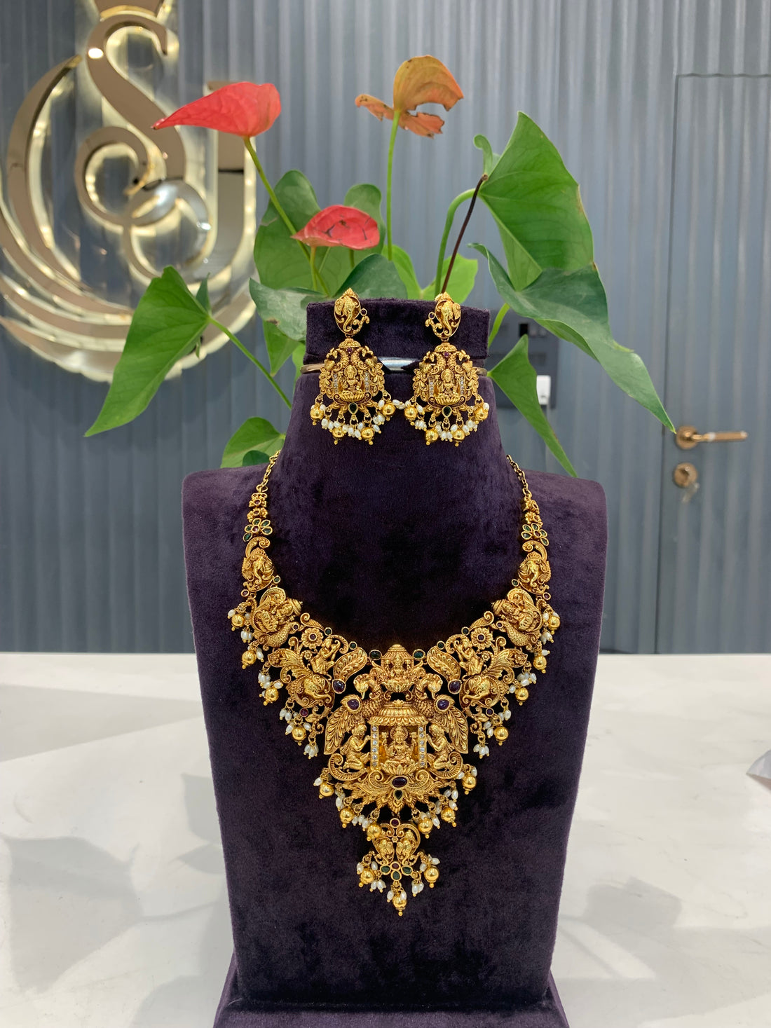 Beautiful nakshi 3D necklace